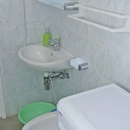 Apartment In 26422 Mali Losinj